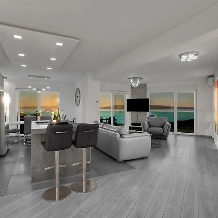 Exclusive Penthouse Big Blue With Private Jacuzzi Apartment มาคาร์สกา ภายนอก รูปภาพ
