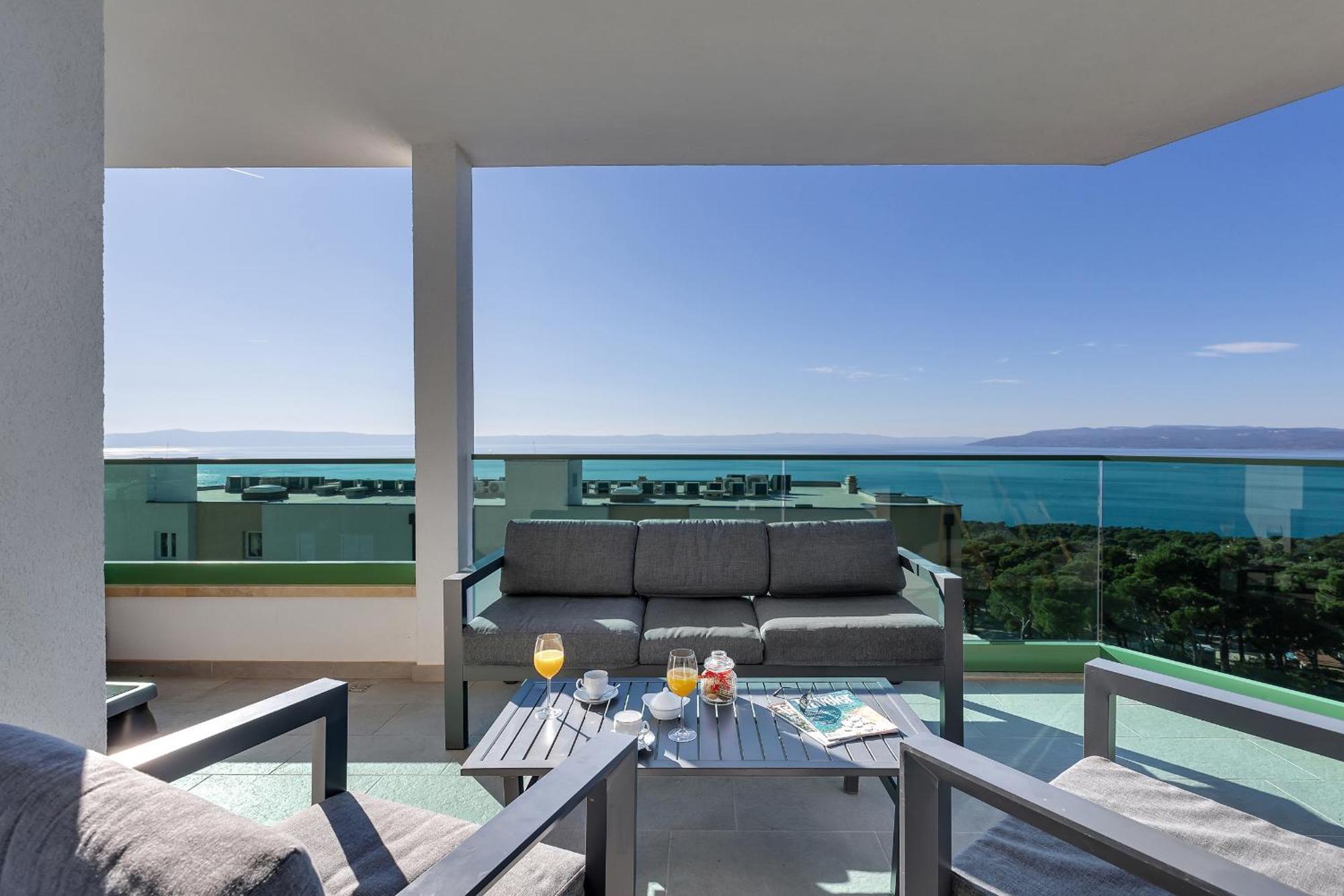 Exclusive Penthouse Big Blue With Private Jacuzzi Apartment มาคาร์สกา ภายนอก รูปภาพ