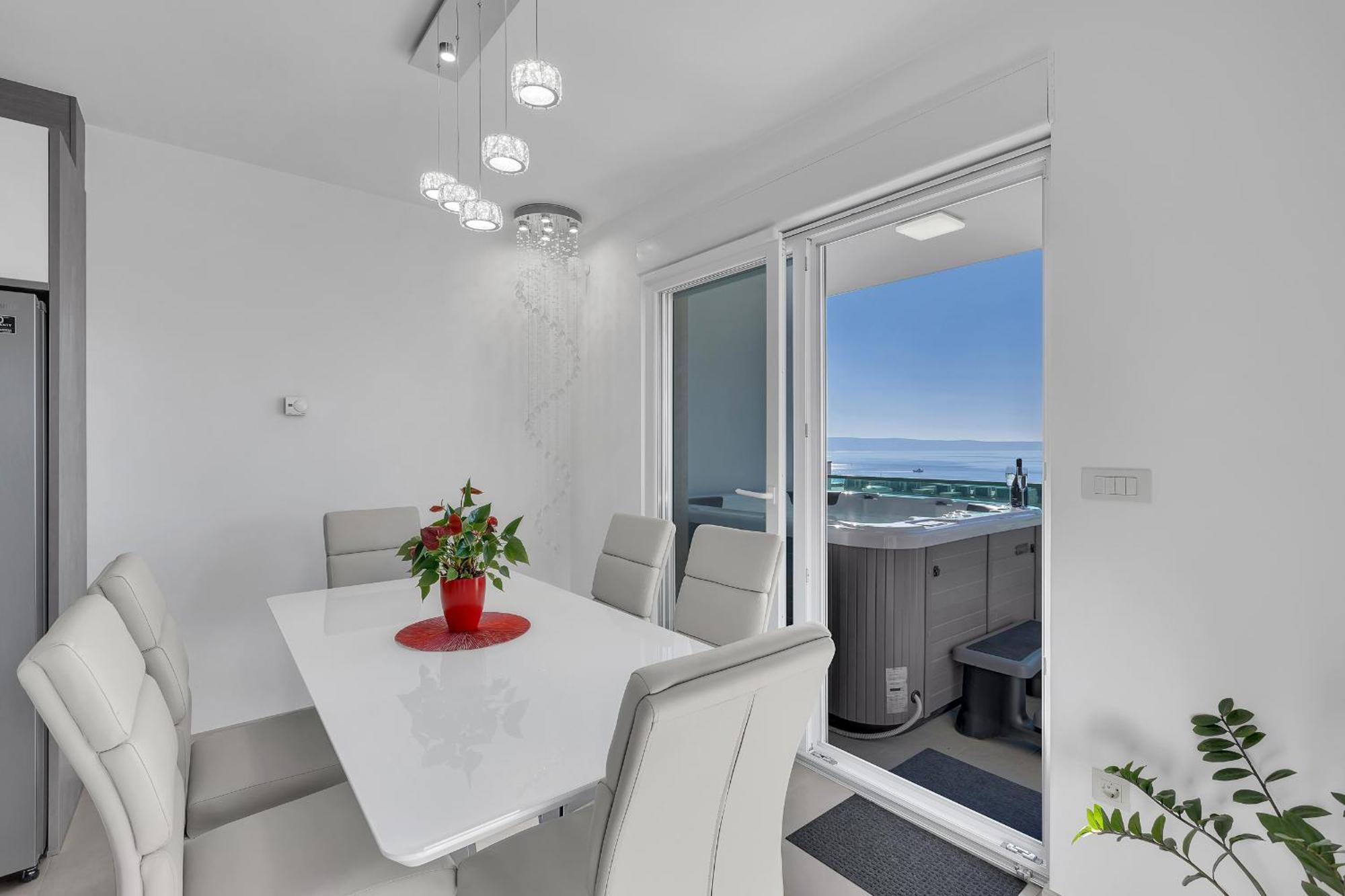 Exclusive Penthouse Big Blue With Private Jacuzzi Apartment มาคาร์สกา ภายนอก รูปภาพ