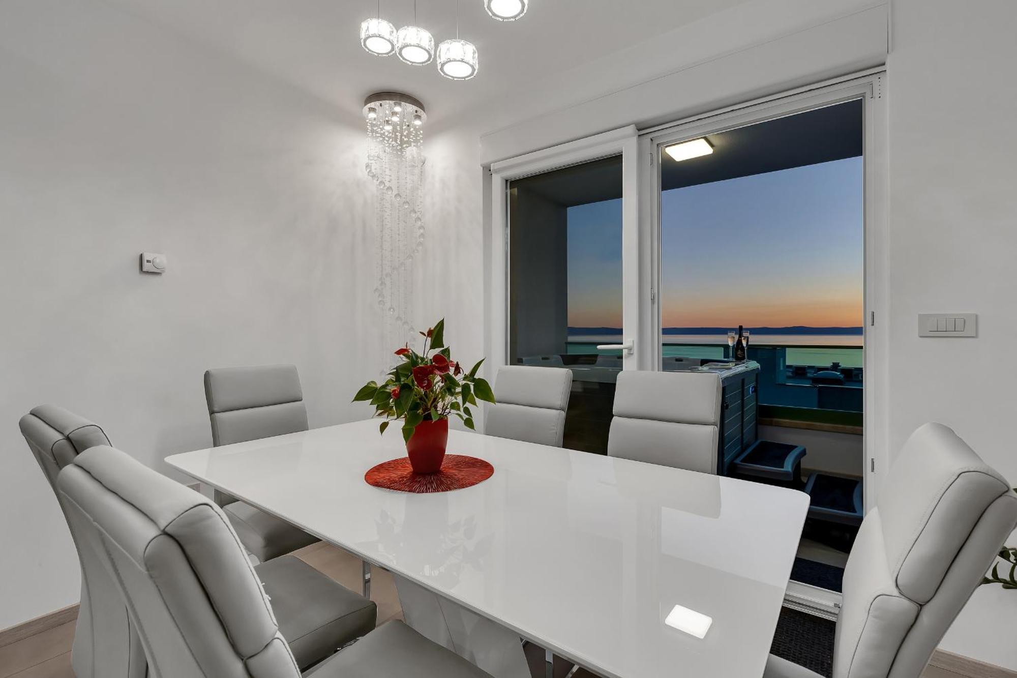 Exclusive Penthouse Big Blue With Private Jacuzzi Apartment มาคาร์สกา ภายนอก รูปภาพ