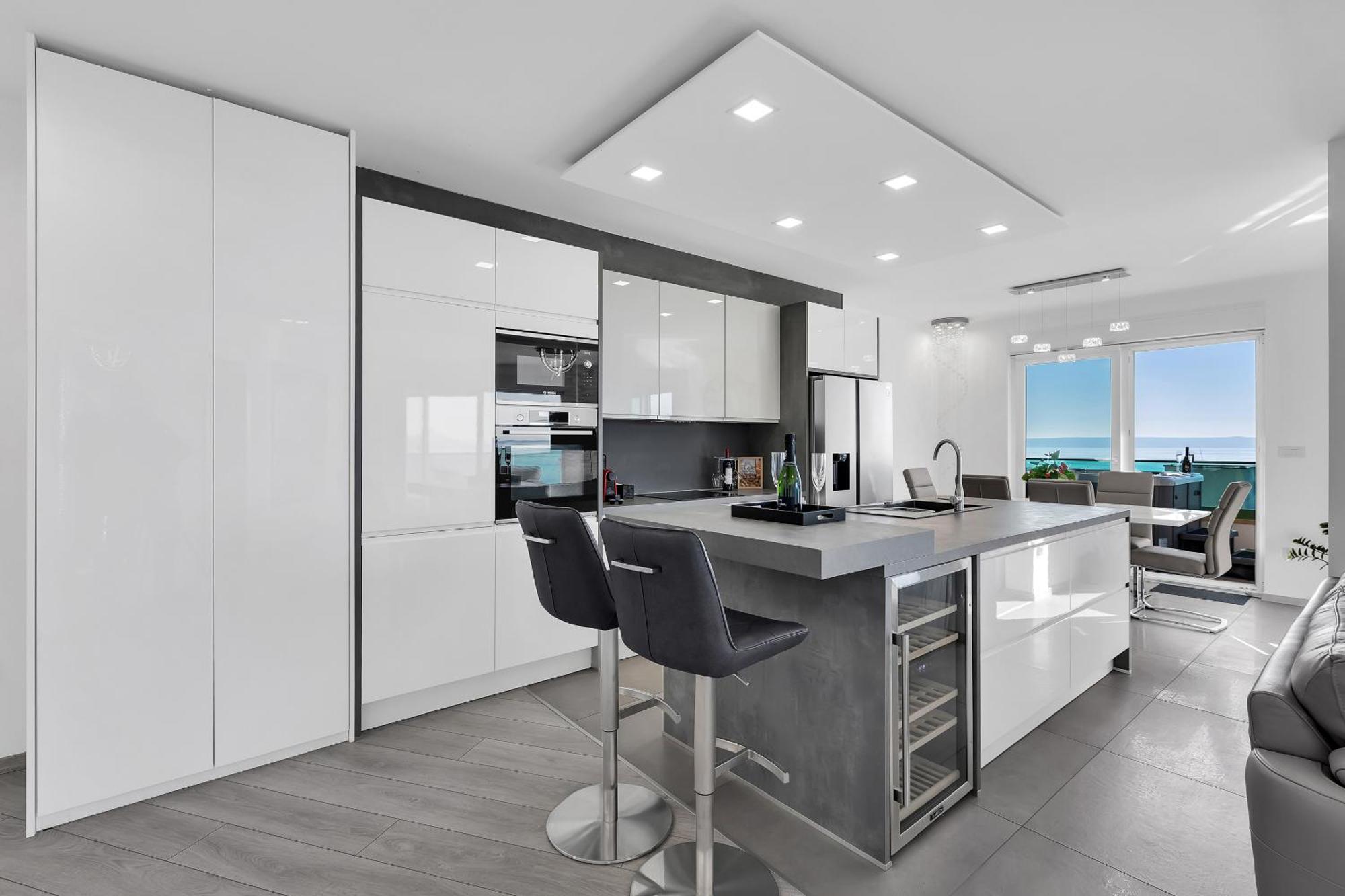 Exclusive Penthouse Big Blue With Private Jacuzzi Apartment มาคาร์สกา ภายนอก รูปภาพ